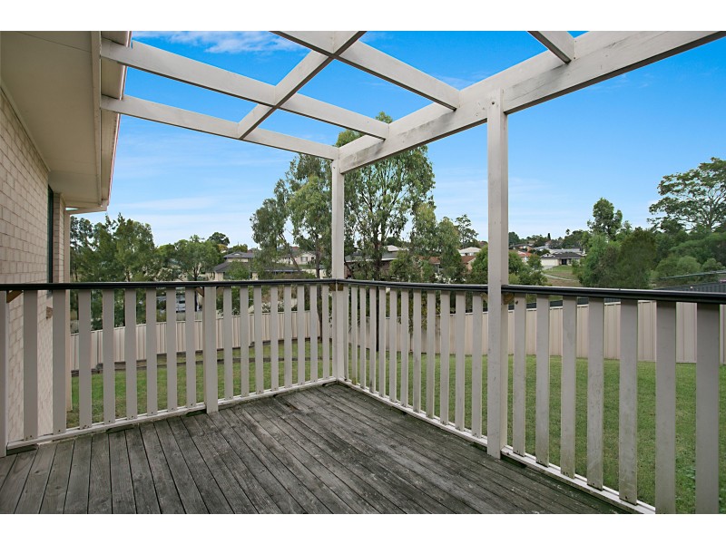 27 Pumphouse Crescent, Rutherford NSW 2320