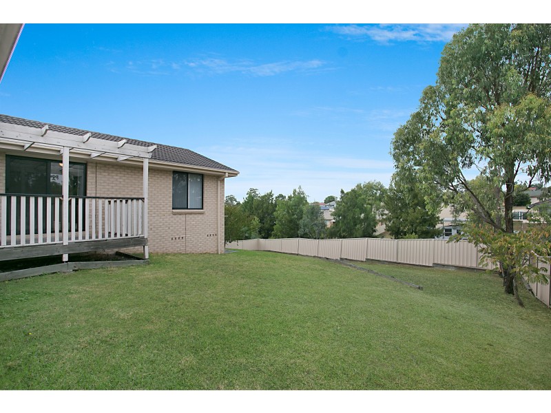 27 Pumphouse Crescent, Rutherford NSW 2320