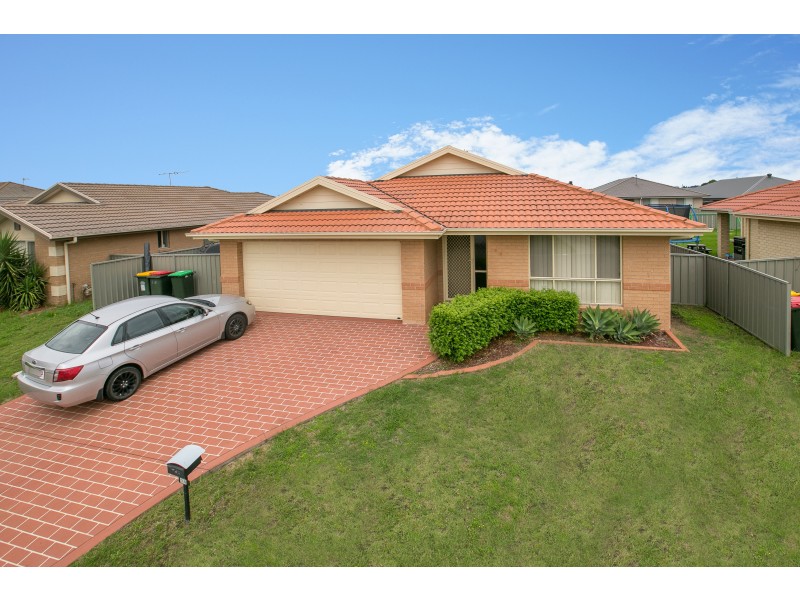 34 Niven Parade, Rutherford NSW 2320
