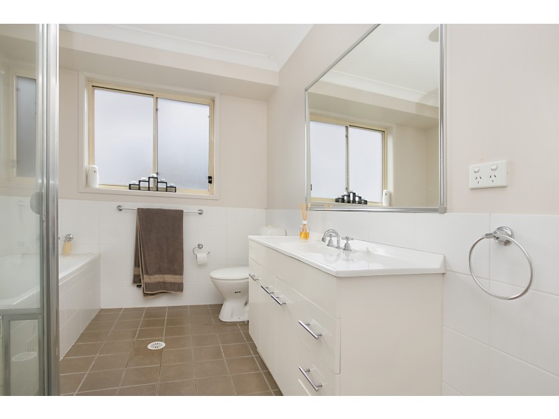 34 Niven Parade, Rutherford NSW 2320