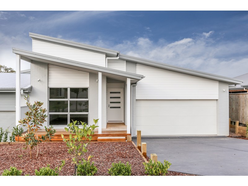 4 Heath Street, Aberglasslyn NSW 2320