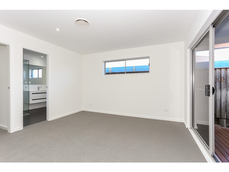 4 Heath Street, Aberglasslyn NSW 2320