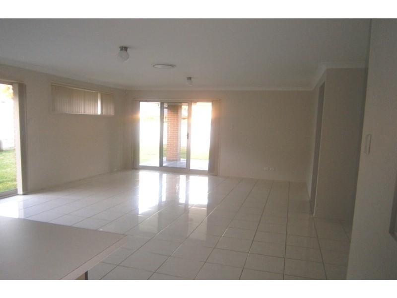 9 Johnson Drive, East Maitland NSW 2323