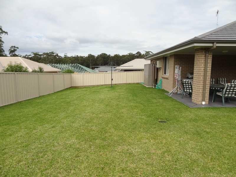 9 Johnson Drive, East Maitland NSW 2323