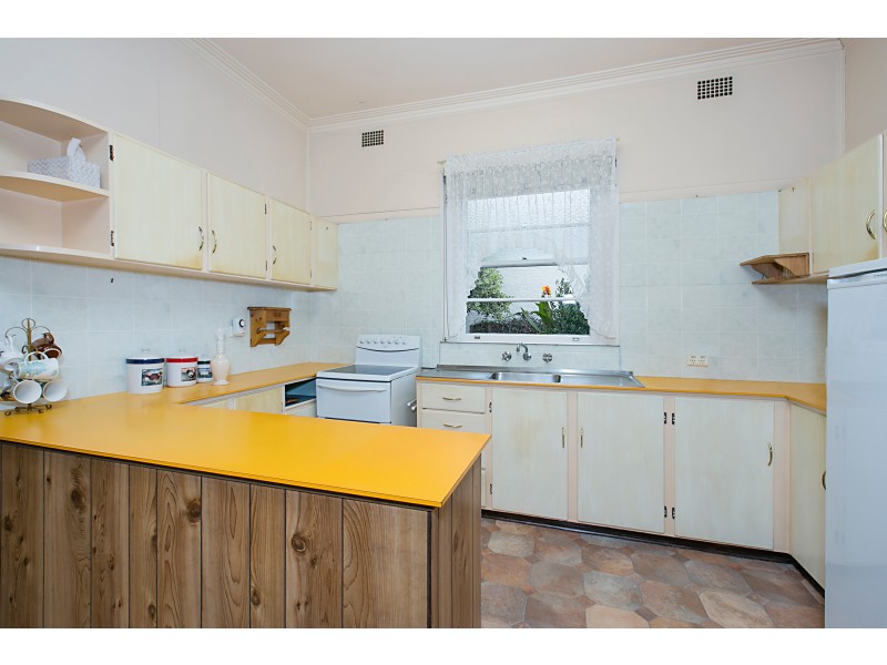 229 New England Highway, Rutherford NSW 2320