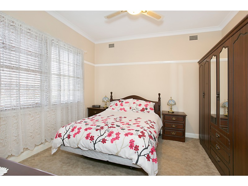 229 New England Highway, Rutherford NSW 2320