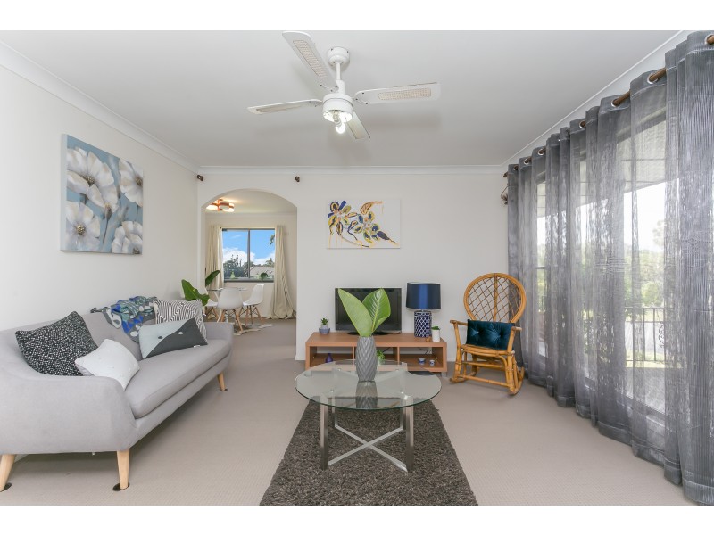 16 Stace Crescent, Tenambit NSW 2323