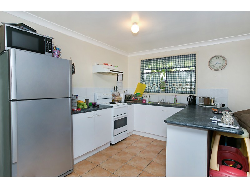 2/80 Robert Street, Tenambit NSW 2323