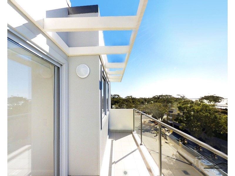 Unit 504/4-8 Bullecourt Street, Shoal Bay NSW 2315