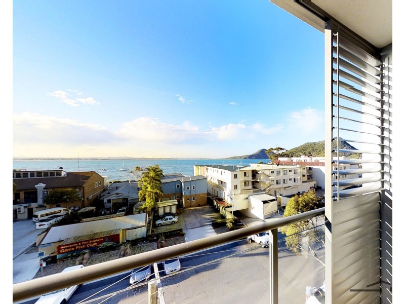 Unit 410/4-8 Bullecourt Street, Shoal Bay NSW 2315