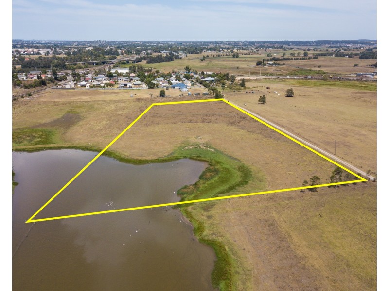 65 Simpsons Lane, Telarah NSW 2320