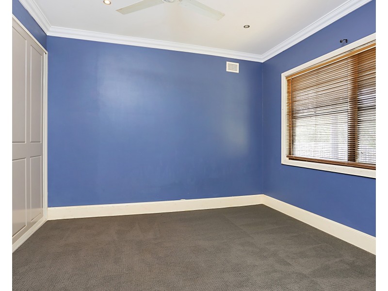 15 Largs Avenue, Largs NSW 2320