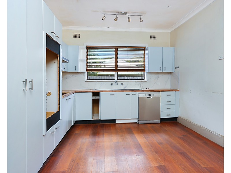 15 Largs Avenue, Largs NSW 2320