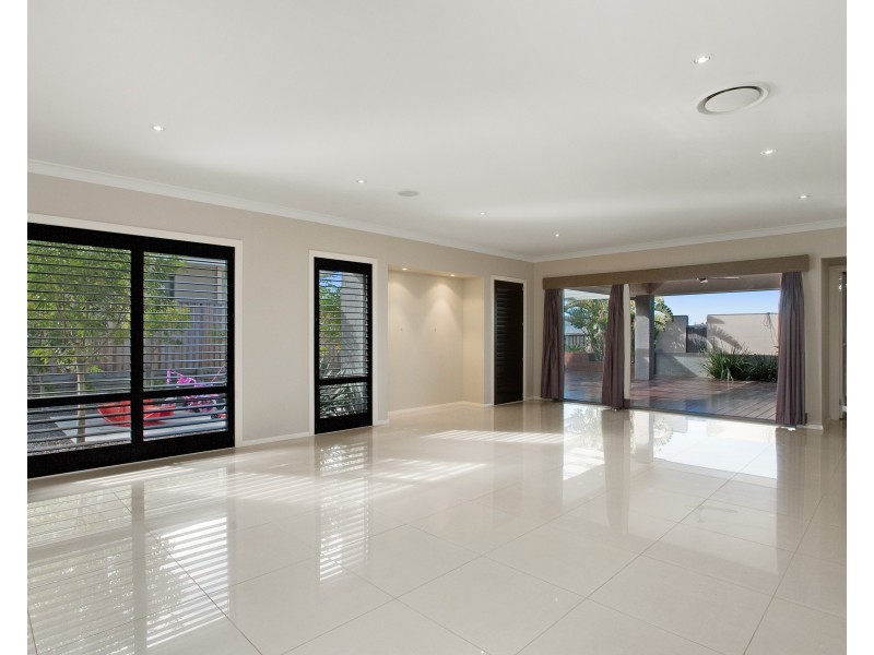 2 Niven Parade, Rutherford NSW 2320