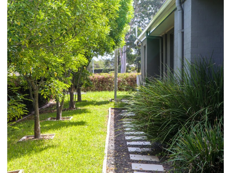 2 Niven Parade, Rutherford NSW 2320