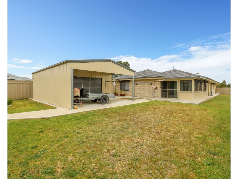 100 Anambah Road, Rutherford NSW 2320