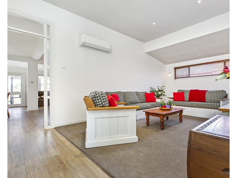 14 Sinclair Street, East Maitland NSW 2323