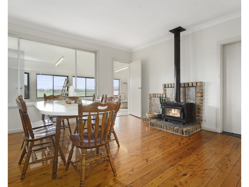 27 Redbill Drive, Woodberry NSW 2322