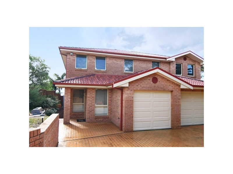 36A Carnegie circuit, Chifley NSW 2036