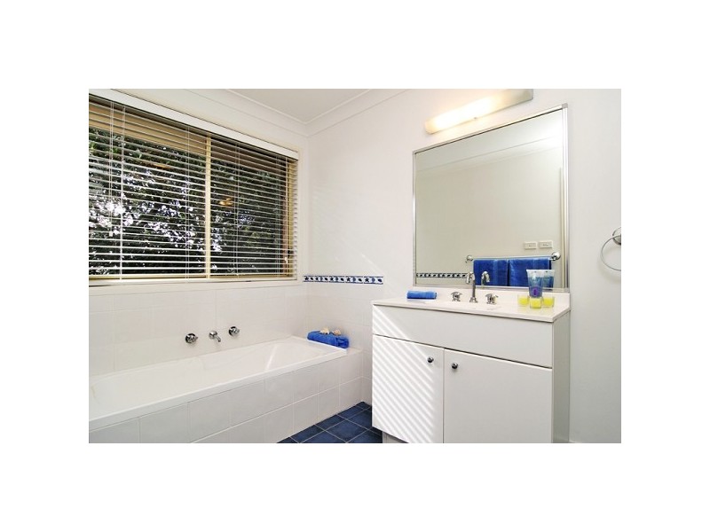 36A Carnegie circuit, Chifley NSW 2036