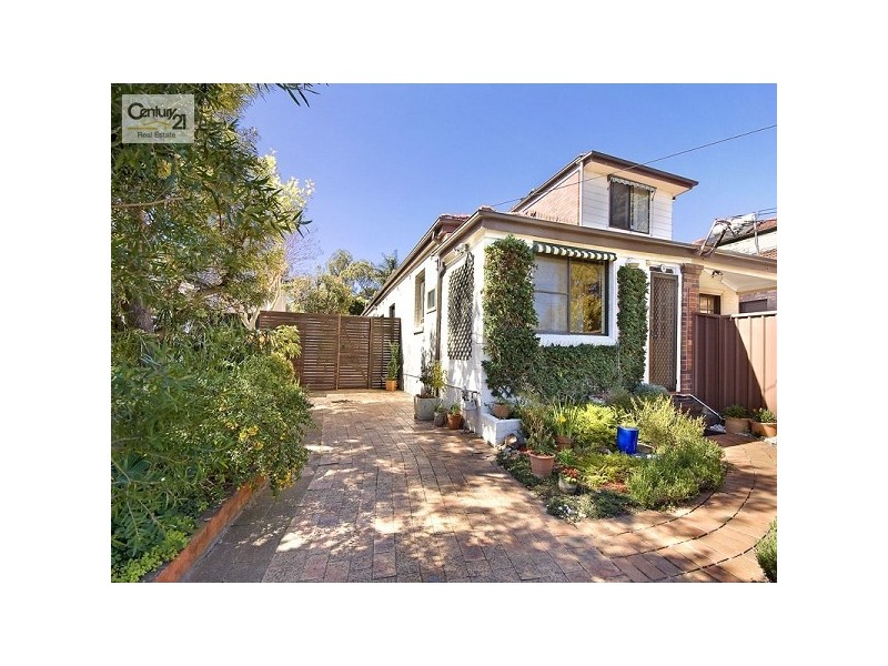 6 Charles Street, Eastlakes NSW 2018