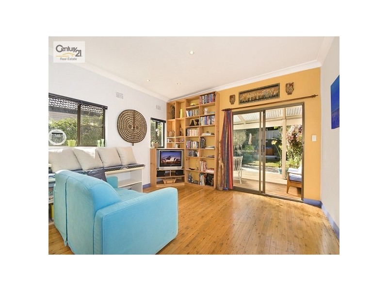 6 Charles Street, Eastlakes NSW 2018