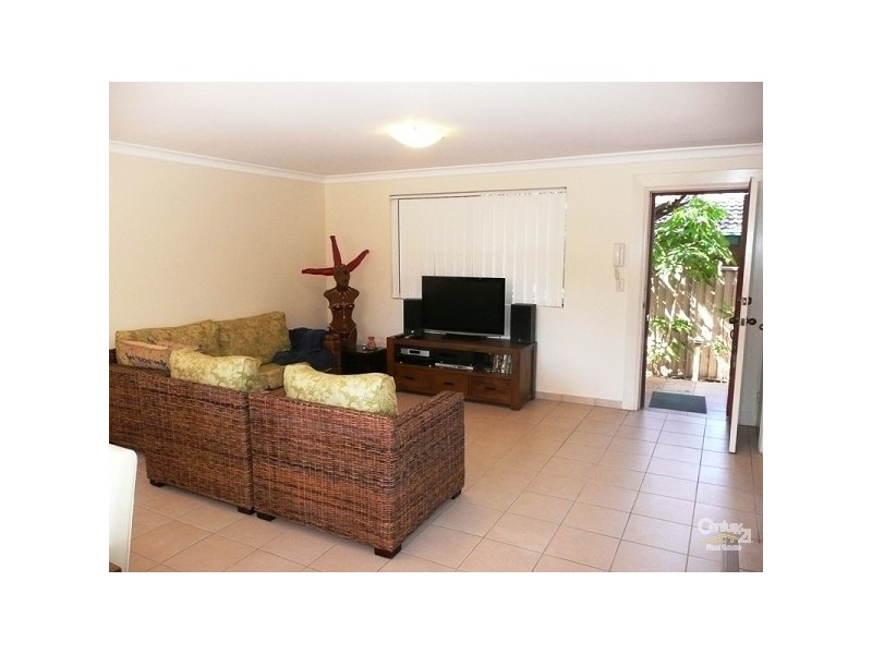 2/69 New Orleans Crescent, Maroubra NSW 2035