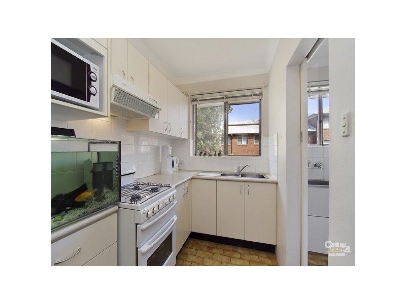 11/4 Grace Campbell Crescent, Hillsdale NSW 2036