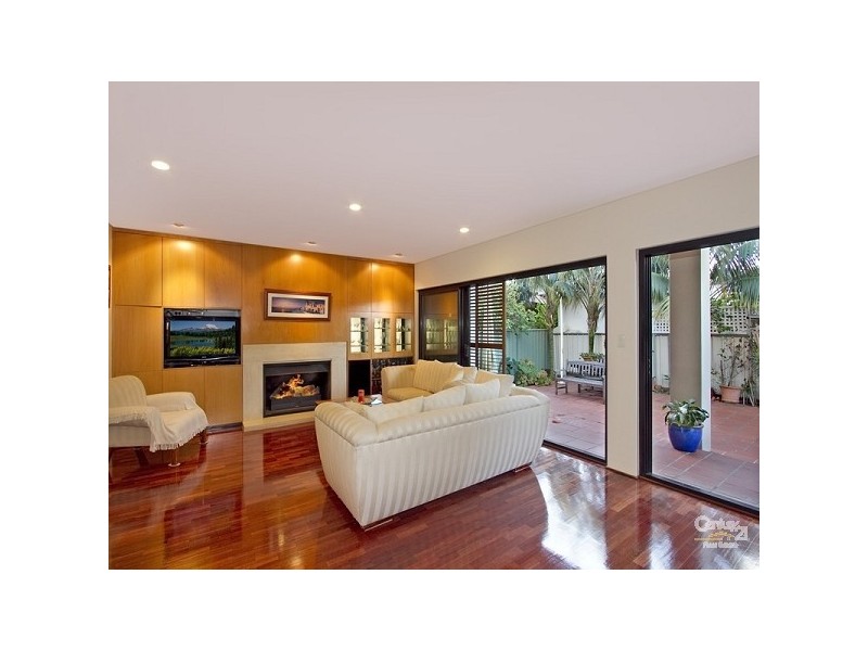 8 Harry Street, Eastlakes NSW 2018