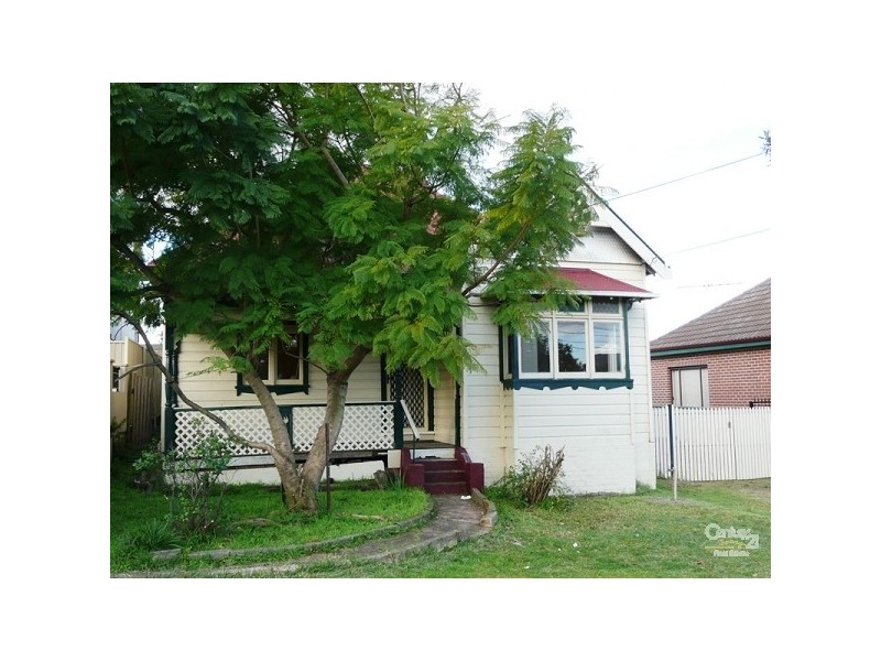 12 Dreadnought Street, Roselands NSW 2196