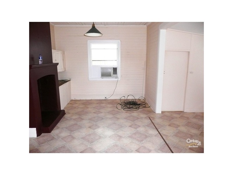 12 Dreadnought Street, Roselands NSW 2196