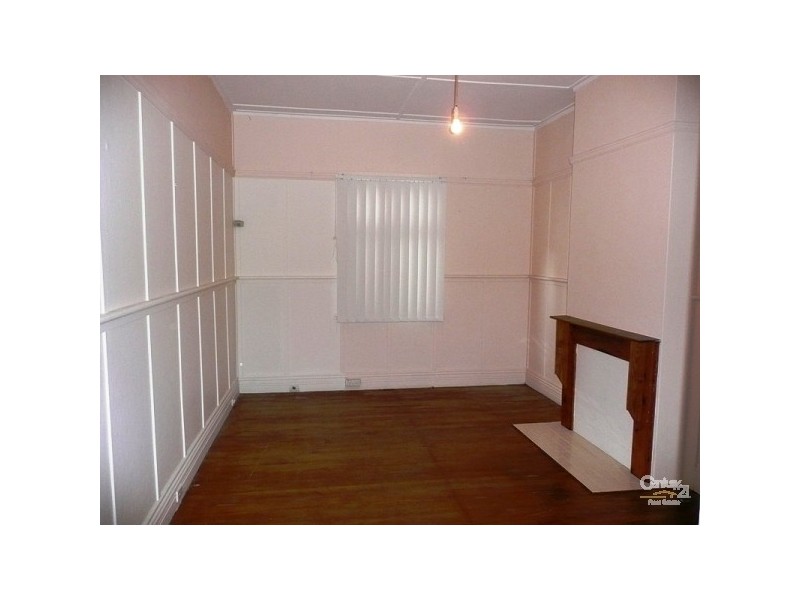 12 Dreadnought Street, Roselands NSW 2196