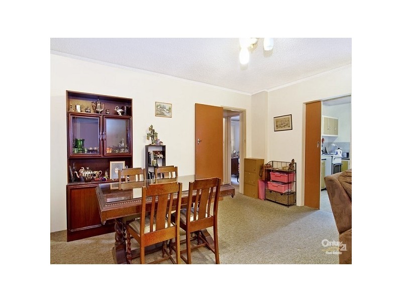 2/2 Evans Avenue, Eastlakes NSW 2018