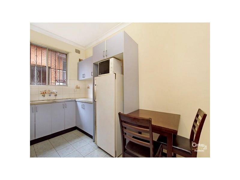 2/33 Bexley Road, Campsie NSW 2194