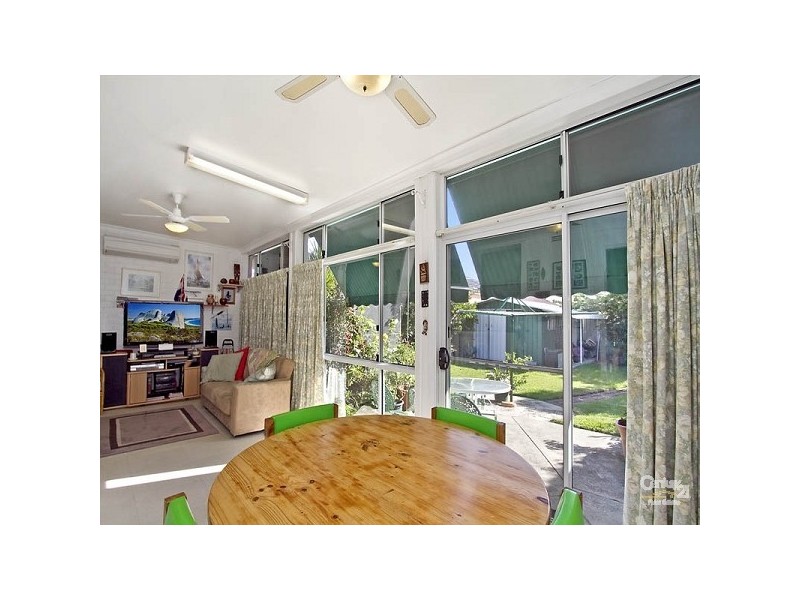 5 Charles Street, Eastlakes NSW 2018