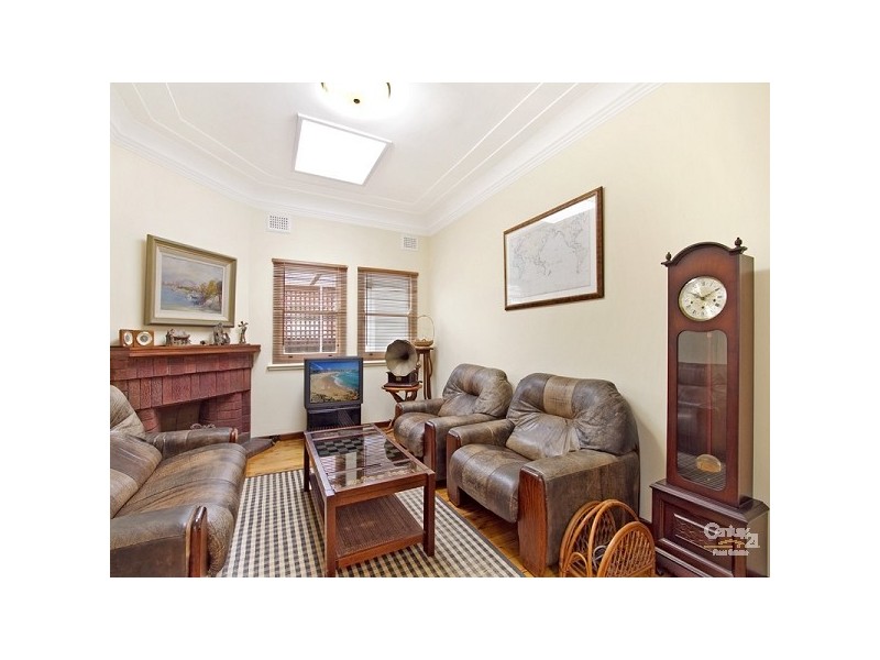 14 Lakeside Avenue, Monterey NSW 2217