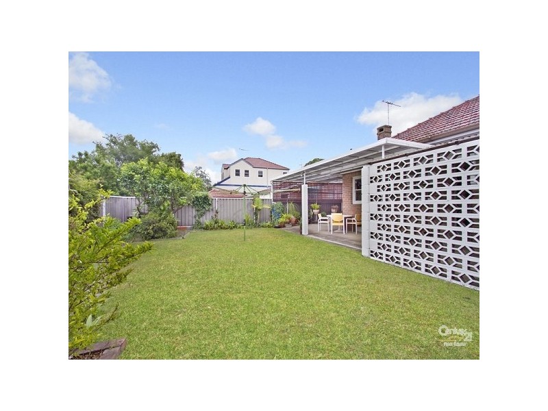 14 Lakeside Avenue, Monterey NSW 2217