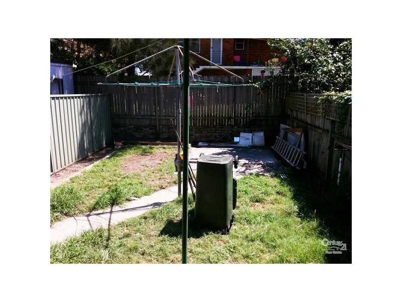 18 Universal Street, Eastlakes NSW 2018