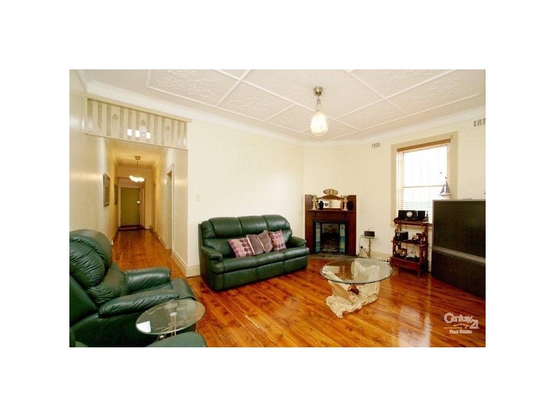 30 Maloney Street, Eastlakes NSW 2018