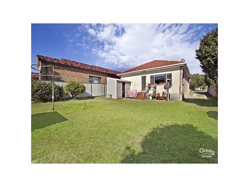 25 Hume Street, Chifley NSW 2036