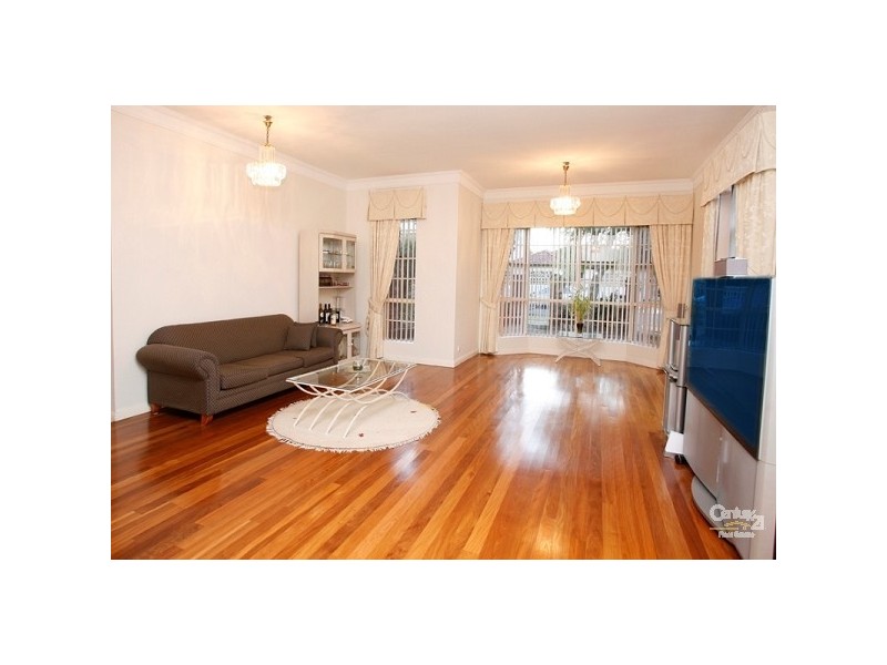 23 Carnegie Circuit, Chifley NSW 2036