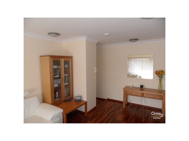 30/15 Grace Campbell Crescent, Hillsdale NSW 2036