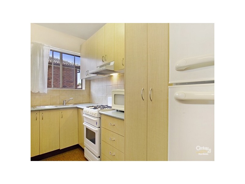 8/28 Barber Avenue, Eastlakes NSW 2018