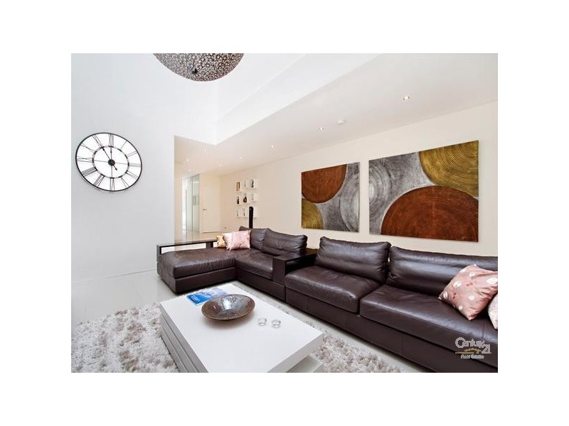 9B Henley Street, Rosebery NSW 2018