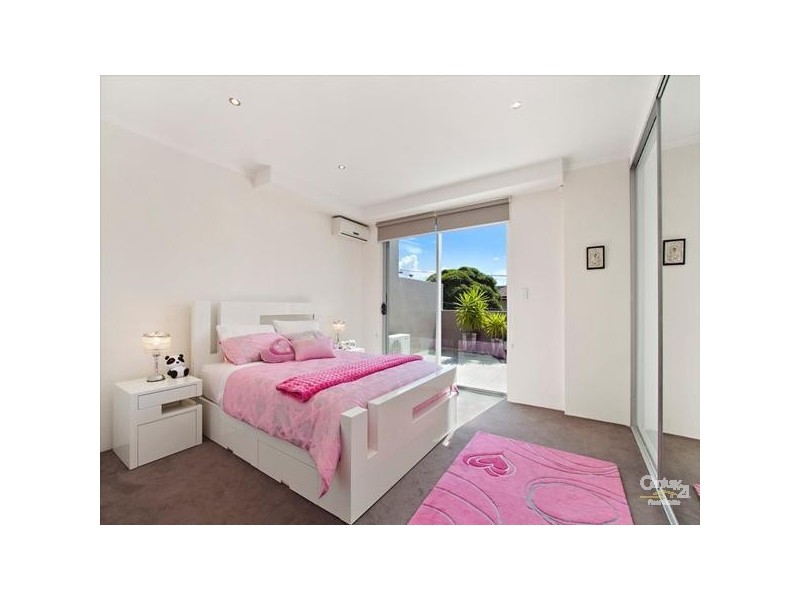 9B Henley Street, Rosebery NSW 2018