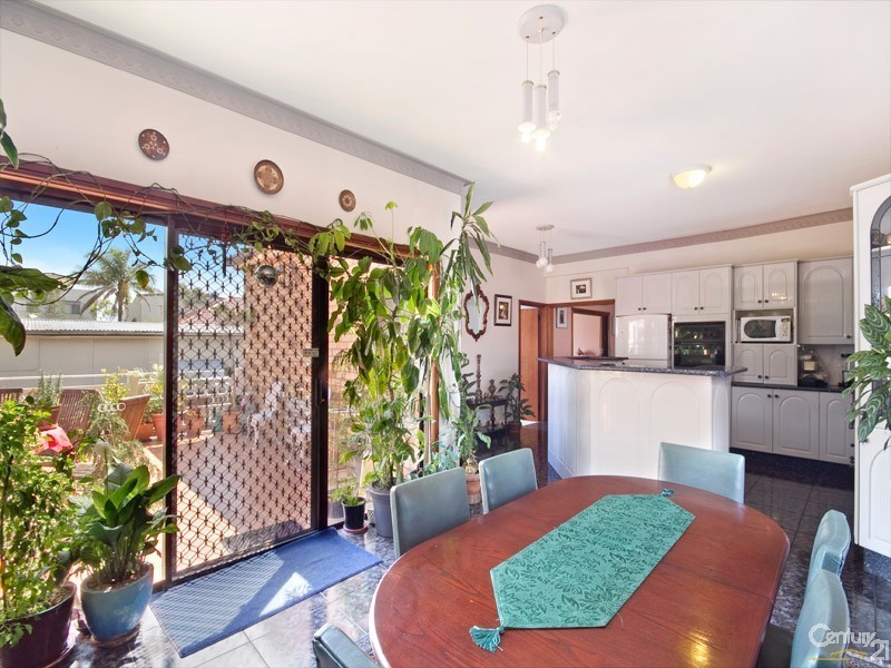 17 Rhodes Street, Hillsdale NSW 2036