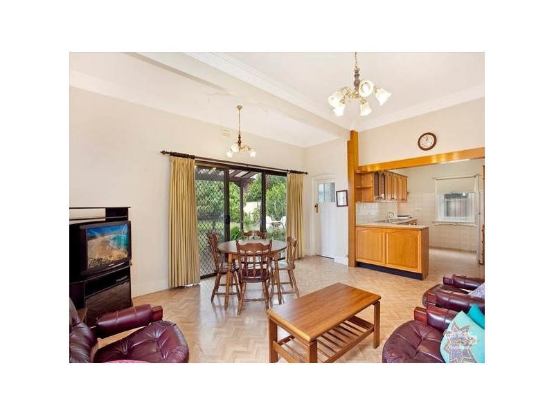 41 Day Avenue, Kensington NSW 2033