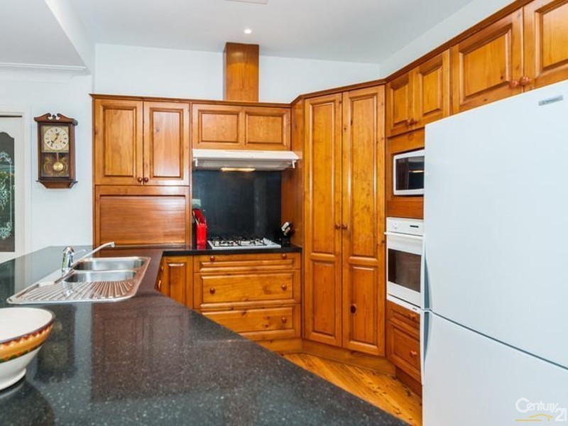 27 Endeavour Avenue, La Perouse NSW 2036