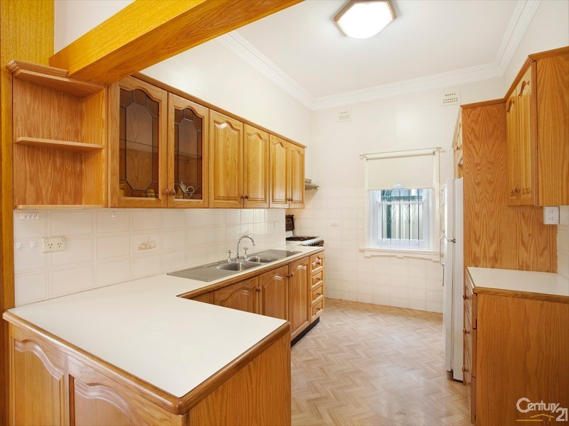 41 Day Avenue, Kensington NSW 2033