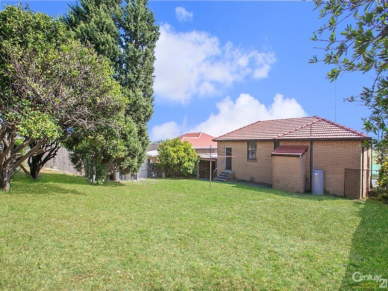 45 Hastings Avenue, Chifley NSW 2036